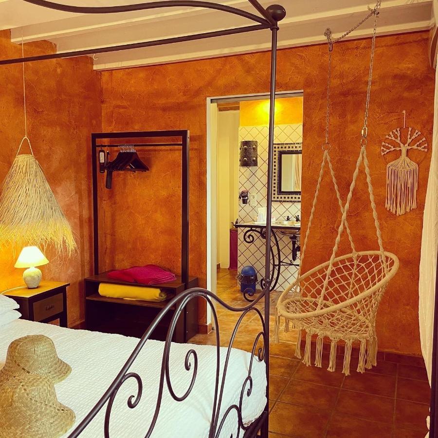 Chambres D Hotes Le Mas Julien Piscine Chauffee Adult Only Оранж Екстериор снимка
