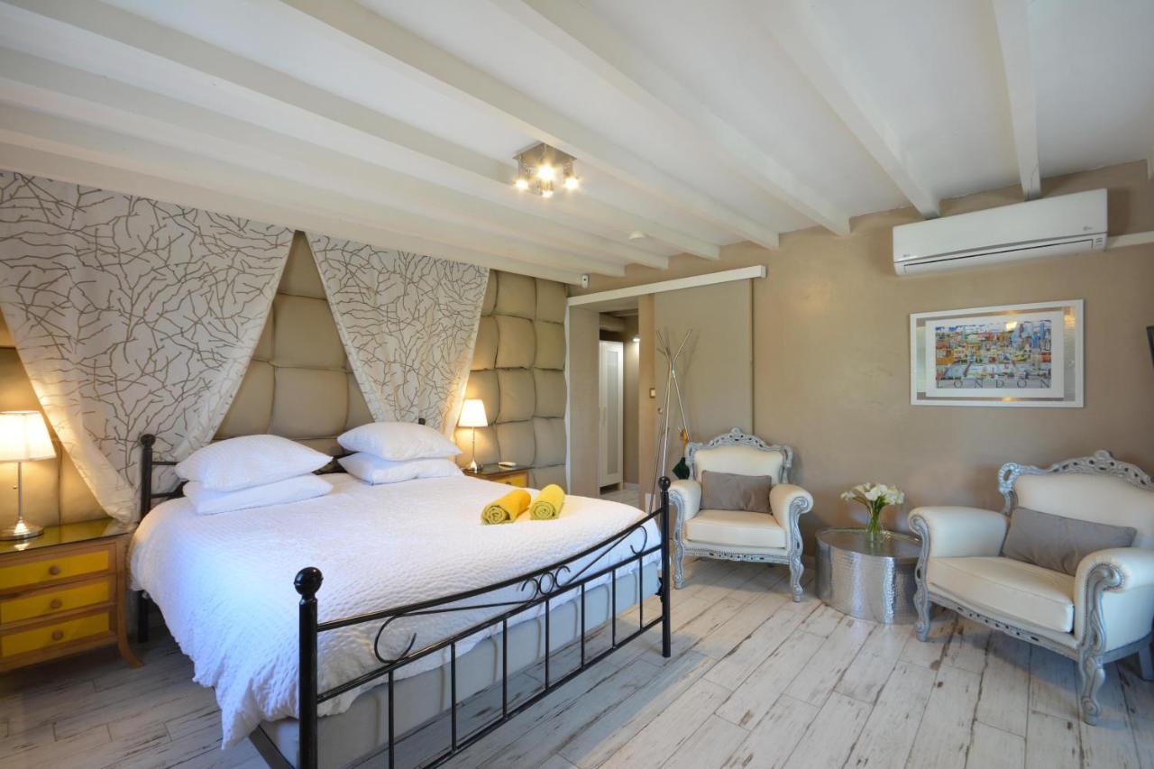 Chambres D Hotes Le Mas Julien Piscine Chauffee Adult Only Оранж Екстериор снимка
