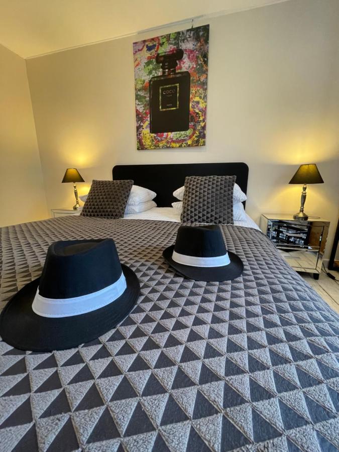 Chambres D Hotes Le Mas Julien Piscine Chauffee Adult Only Оранж Екстериор снимка