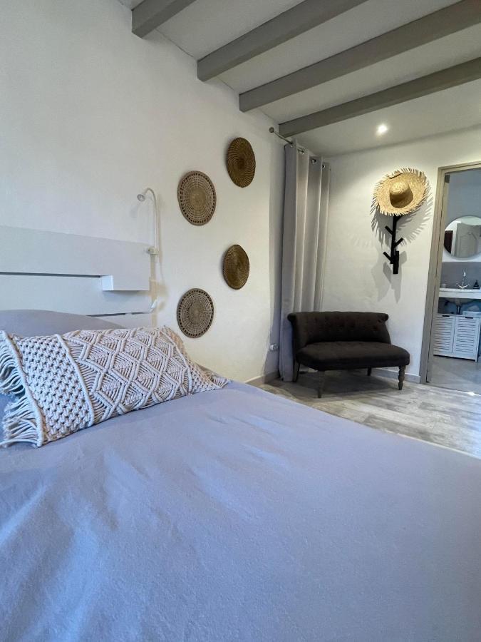 Chambres D Hotes Le Mas Julien Piscine Chauffee Adult Only Оранж Екстериор снимка